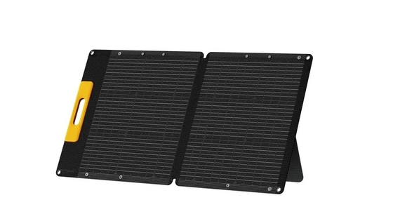 Centrale elettrica ricaricabile portatile per uso domestico con mini pannelli solari pieghevoli